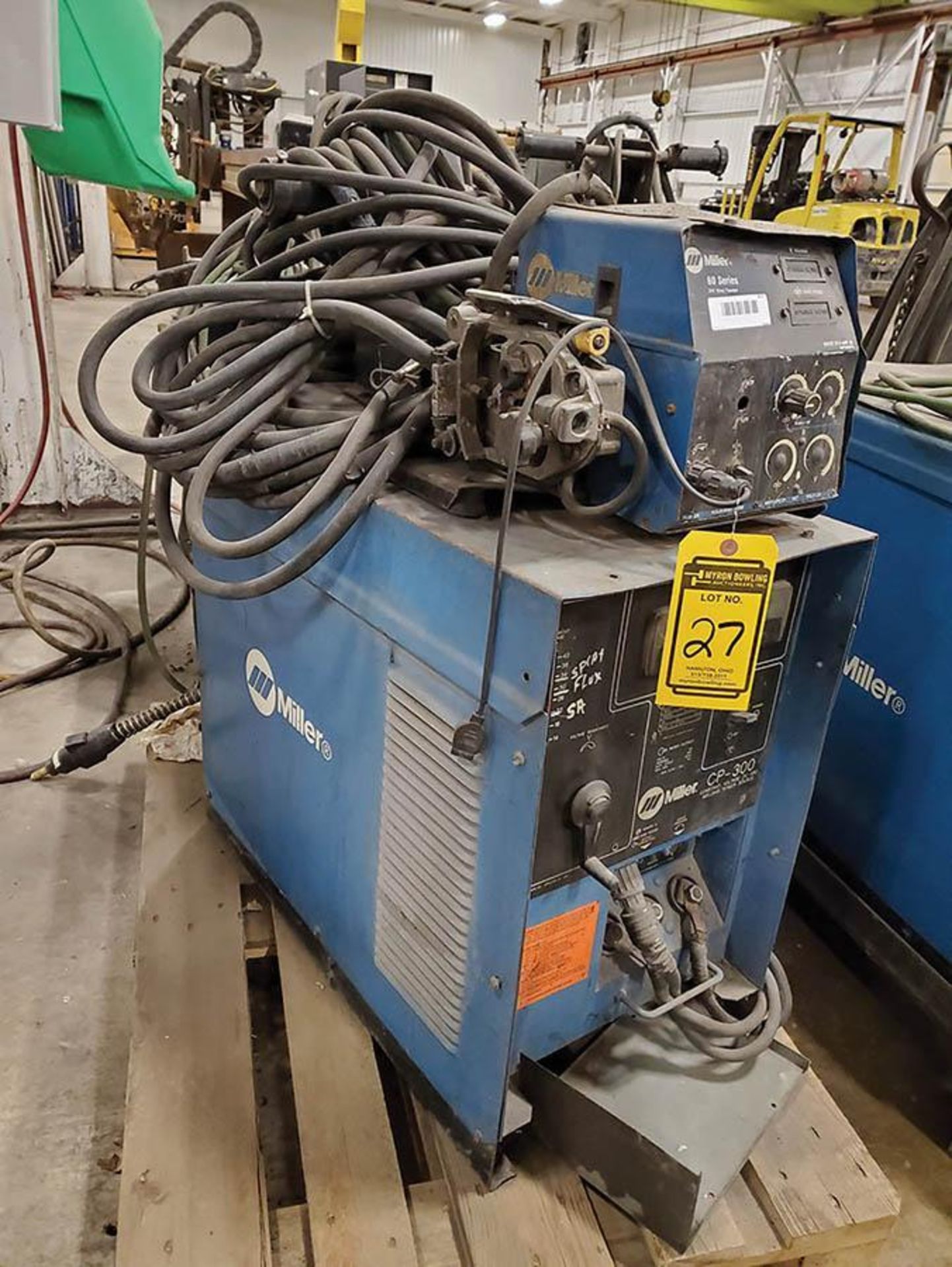 MACHINERY \u0026 LOGISTICS GONZÁLEZ INC - SOLDADORA MILLER 300 AMP 24V